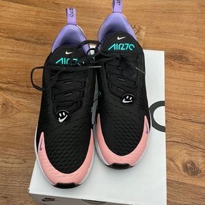 100% Authentic Nike Air Max 270 “Happy Nike Day” Sz.10
